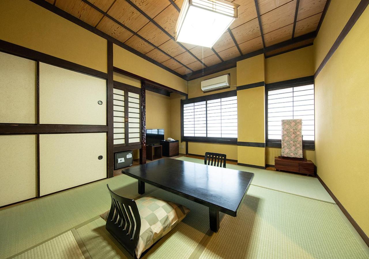Ryokan Kiraku Бепу Екстериор снимка